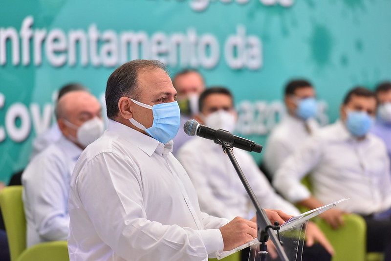 Pazuello diz a profissionais de saúde que pedir aumento de salário agora fica parecendo extorsão
